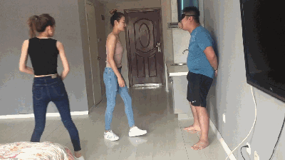 134944debbouv8ymyo69v8.gif 134944debbouv8ymyo69v8.gif