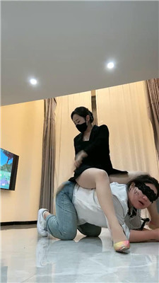 辣姐_20240923230610.JPG 辣姐_20240923230610.JPG