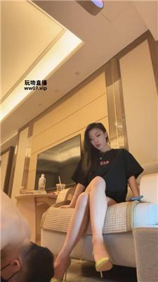 145848nymw3r53qm777jw7.jpg