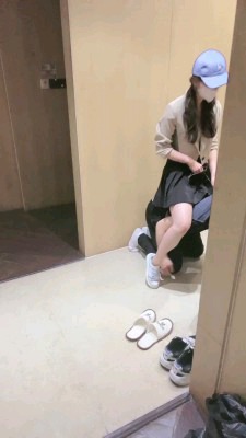83b64291ed8b4ba624cf43552a3ec670.jpg