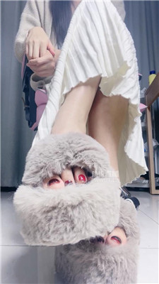 【瘾宝】少妇后妈的裸足    251015-39BP