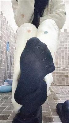 【草莓喵】黑白棉袜裸足羞辱侧狗    260131-3BP